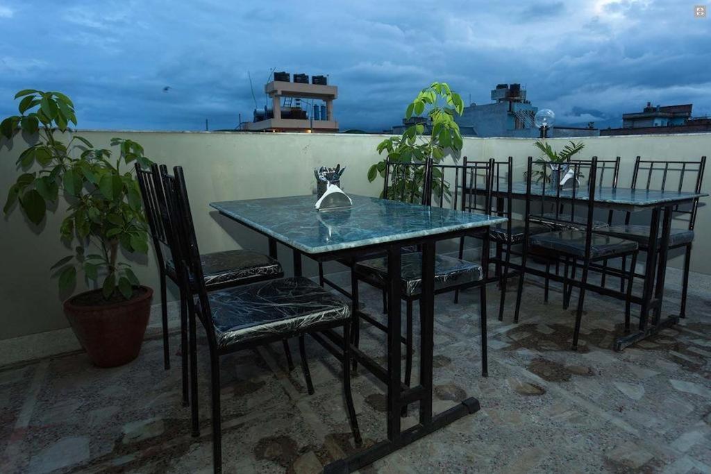 Kathmandu Home Stay & Hostel Exterior foto