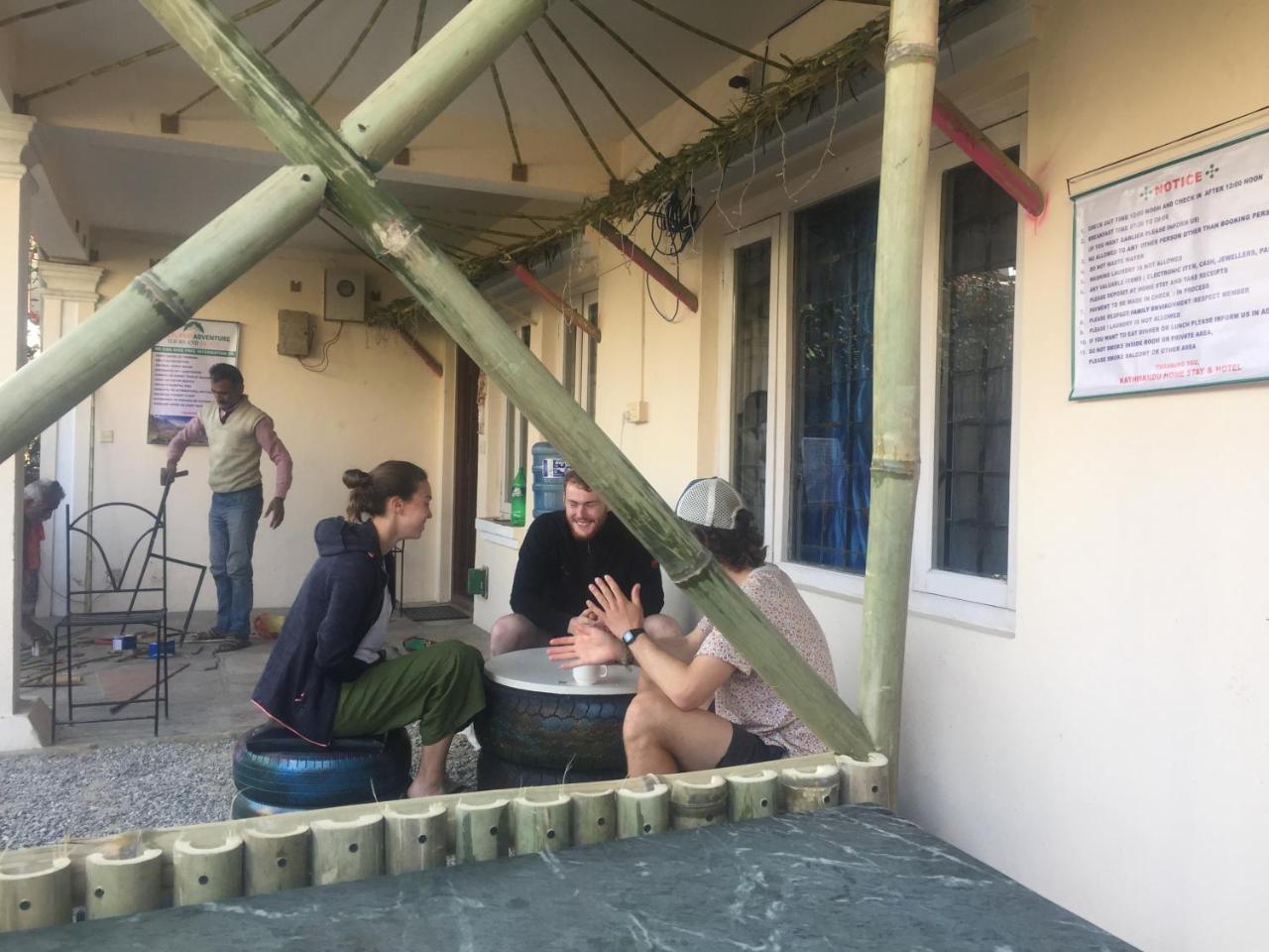 Kathmandu Home Stay & Hostel Exterior foto